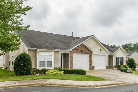 5704 Bradford Lake Lane sold condo in Village Glen, Charlotte, NC