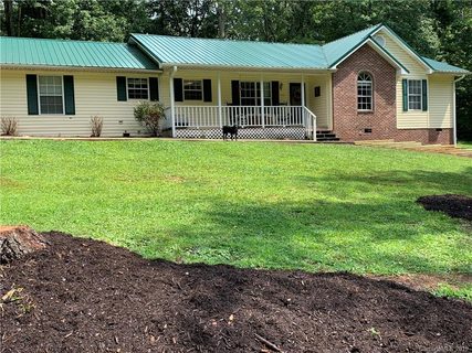 105 Cherrywood Lane