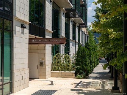 60 N Market Street 417