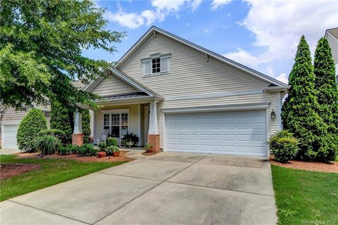 6938 Saranac Lane sold home in Matthews Ridge, Matthews, NC