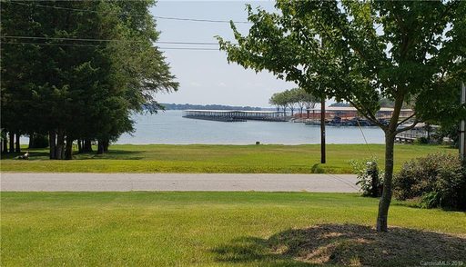 131 Surfside Lane