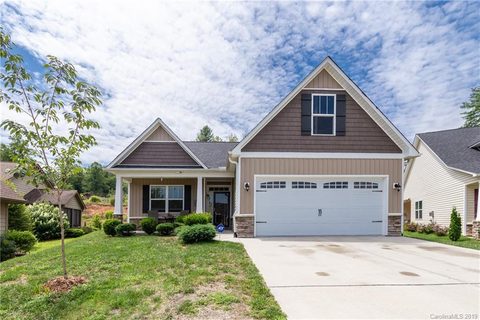 35 Foxtail Court
