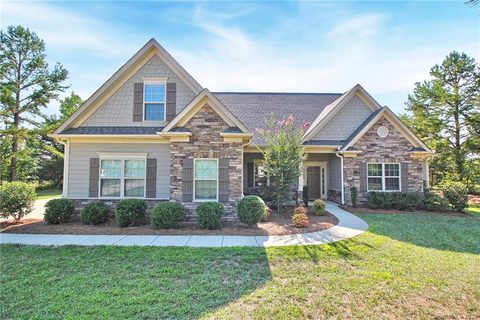 8117 Caliterra Drive sold home in Irongate, Charlotte, NC