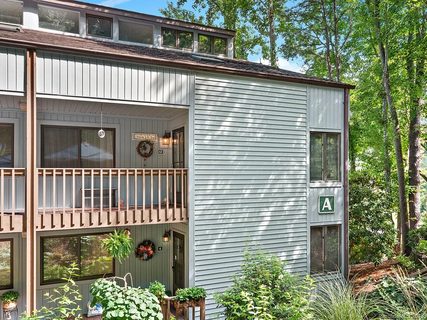 87 Willow Road A-12