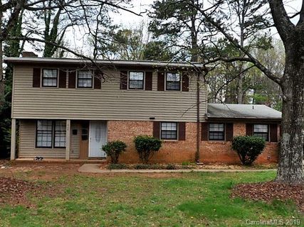 814 Vickery Drive sold home in Green Meadows, Charlotte, NC