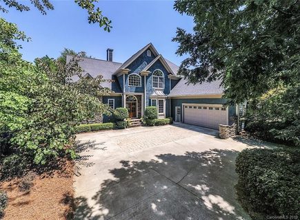 7987 Bay Pointe Drive