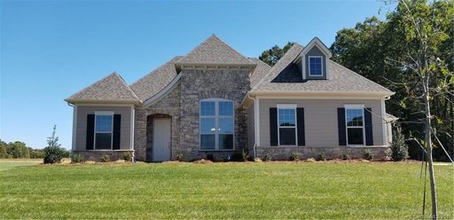 405 Hollyhock Drive 6 sold home in Casalino, Weddington, NC