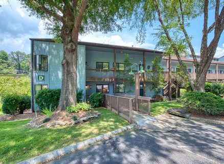 87 Willow Road D 1