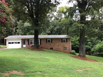 202 Grandview Avenue sold home in Brentwood, Morganton, NC