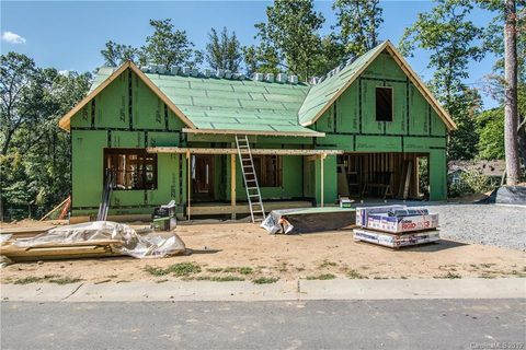 316 Olivet Lane Lot 15 sold home in South Creek Cottages, Fletcher, NC