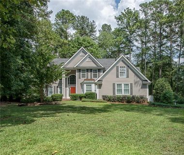 107 Ivyridge Court