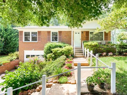 53 Skyview Terrace sold home in Knollwood, Asheville, NC