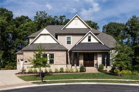 8704 Clavemorr Glenn Court