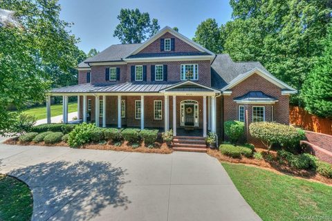 8733 Hagers Ferry Road sold home in Windsong, Denver, NC