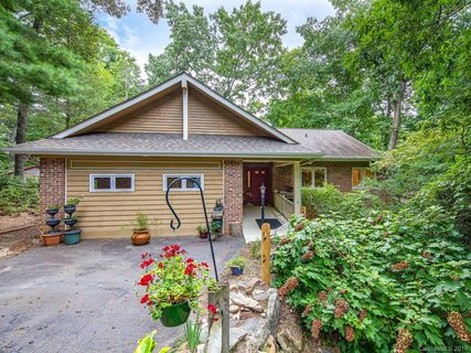 5 Hunters Ridge Drive