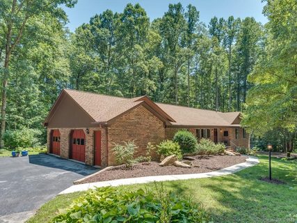 21 Hunters Lane