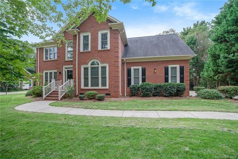 10901 Megwood Drive sold home in Berwick, Charlotte, NC