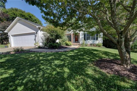 2330 Rosemont Court sold home in Rosemont, Hendersonville, NC