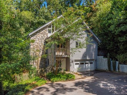 107 N Griffing Boulevard