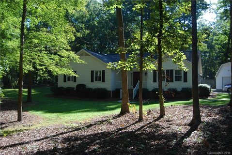 132 Oakleaf Lane sold home in Edgewood Acres, Wingate, NC