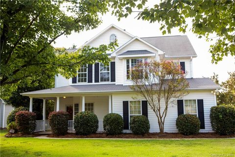 635 Nicholas Place