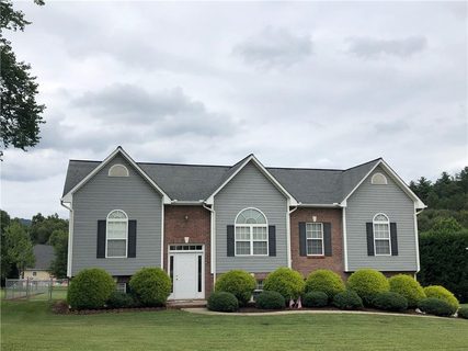 105 White Hall Lane