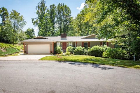 41 Devonshire Drive sold home in High Meadows, Candler, NC