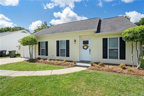 1561 Crestdale Road