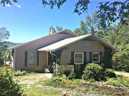 3240 Holly Road