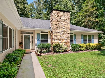 114 Chanticleer Lane sold home in Chanteloupe Ctry Est, Hendersonville, NC