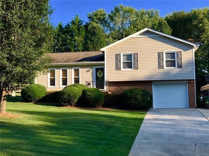 157 Penny Lane sold home in Five Oaks, Hickory, NC