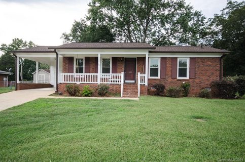 102 Wendover Drive