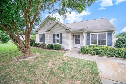 3004 Patriots Point Lane sold home in Patriots Point, Charlotte, NC