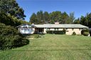 2200 N Stoney View Court sold home in Hendersonville, SC