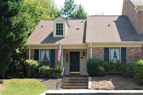 9000 Providence Colony Drive sold home in Providence Colony, Charlotte, NC