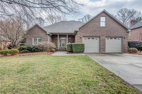 Previously sold for $439,000