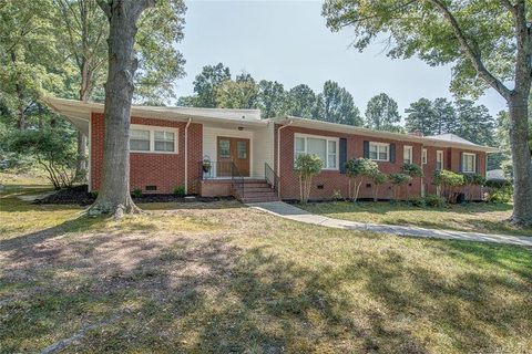 1830 Westbrook Circle