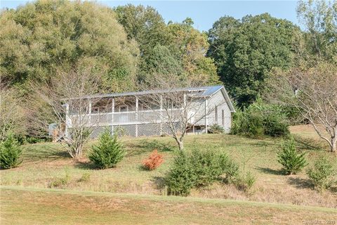 103 Clayton Drive