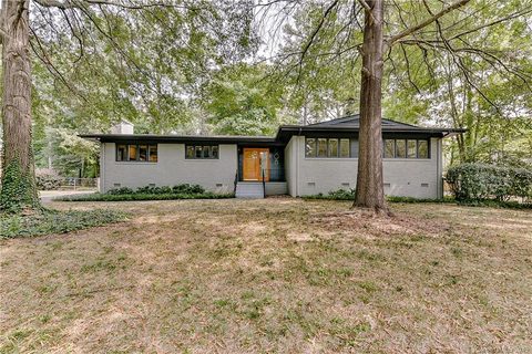 808 Lynbrook Drive sold home in Queens Grant, Charlotte, NC