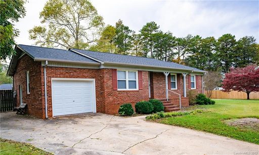 508 Woodland Drive sold home in Rolling Hills, Rockwell, NC