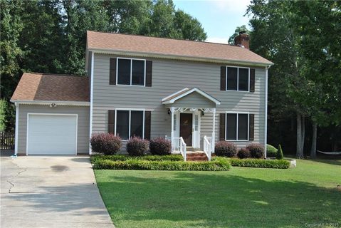 139 Beacon Hills Drive sold home in Beacon Hills, Gastonia, NC