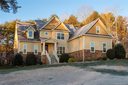 202 Wilson Lake Road sold home in Mooresville, SC
