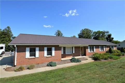 4517 Magnolia Lane