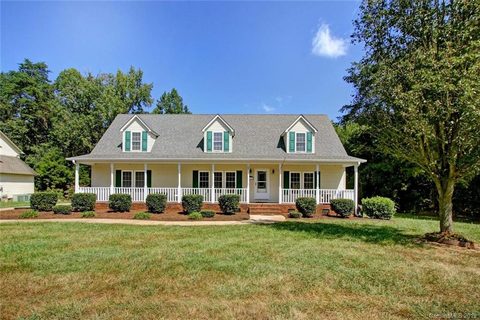 1187 Kingsway Drive sold home in Kingstree, Salisbury, NC