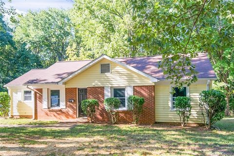 4707 Belle Plaine Drive