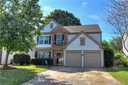 8720 Fieldcroft Drive sold home in Charlotte, SC