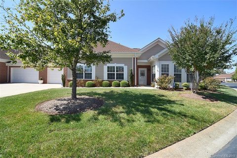 1943 Mckirkland Court sold townhome in St Andrews, Matthews, NC