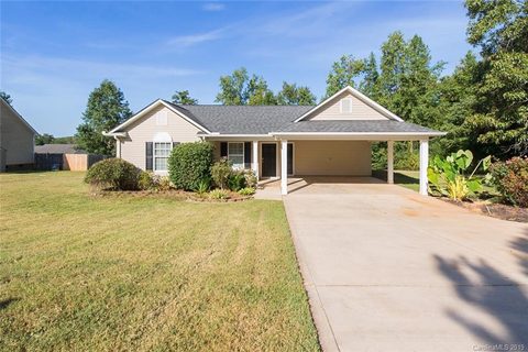 5304 Oaktree Drive sold home in Wild Wing, Gastonia, NC