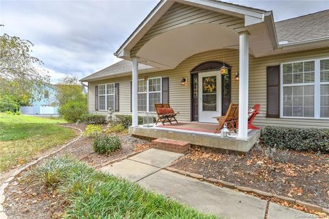 158 Kennedy Road sold home in Clearview Estates, Weaverville, NC
