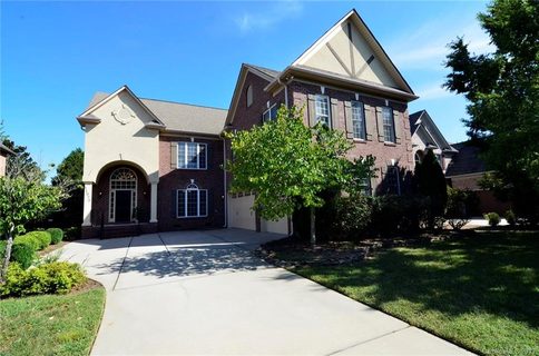 11920 James Richard Drive sold home in Vanderbilt At Providence, Charlotte, NC